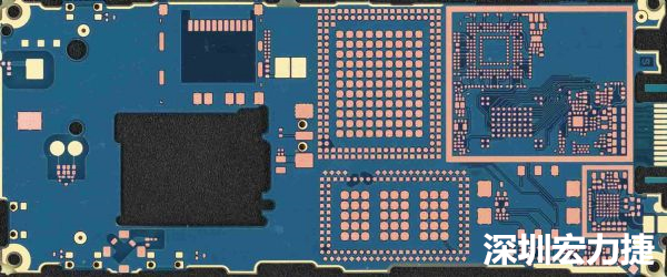 手機(jī)可用的PCB空間相當(dāng)小，而1片式的設(shè)計是節(jié)省成本的作法，如何做到區(qū)隔不同子系統(tǒng)、降低雜訊干擾，是設(shè)計關(guān)鍵。