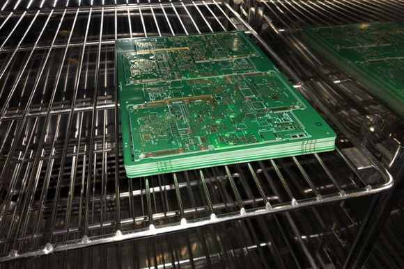 PCB上線前烘烤可以增加焊錫性嗎？